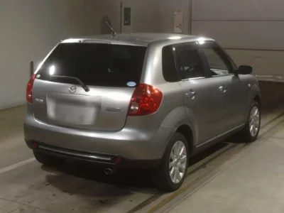 Mazda VERISA