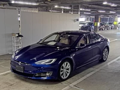 Tesla MODELS