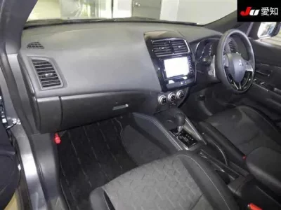 Mitsubishi RVR