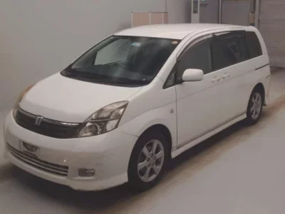 Toyota ISIS