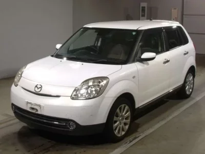 Mazda VERISA
