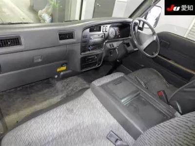 Nissan CARAVAN VAN