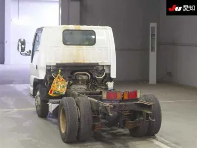 Isuzu TRUCK