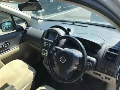 Nissan LAFESTA