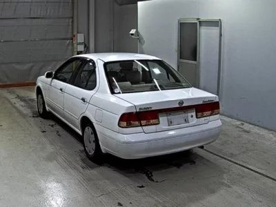 Nissan SUNNY
