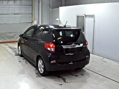 Subaru TREZIA