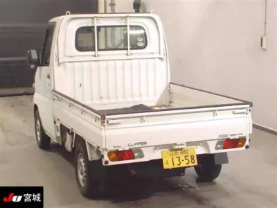 Nissan CLIPPER TRUCK