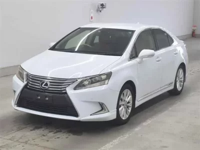 Lexus HS