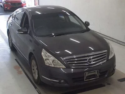 Nissan TEANA