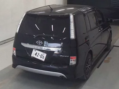 Toyota ISIS