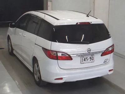 Nissan LAFESTA
