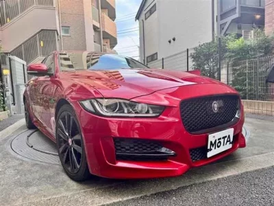Jaguar XE