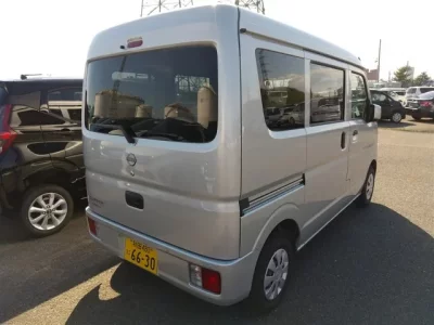 Nissan CLIPPER VAN