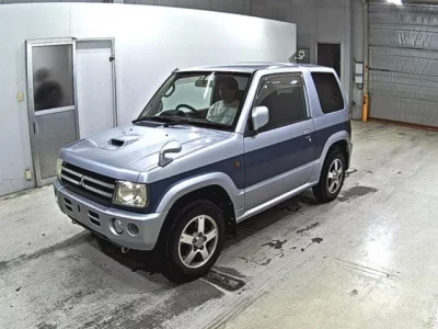 Mitsubishi PAJERO MINI