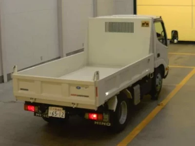 Hino DUTRO