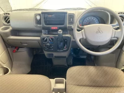Mitsubishi MINICAB VAN