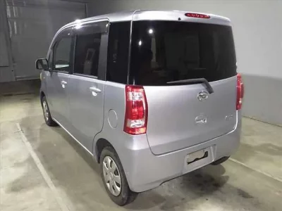 Daihatsu TANTO EXE
