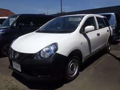 Nissan AD