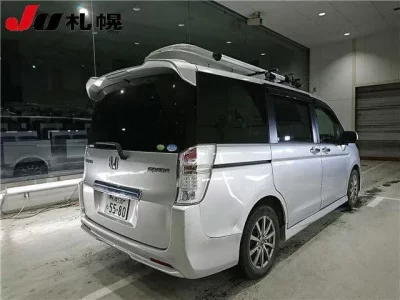 Honda STEP WAGON