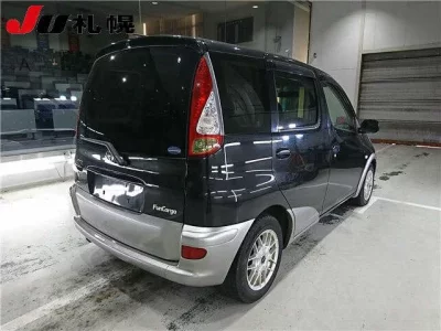Toyota FUNCARGO