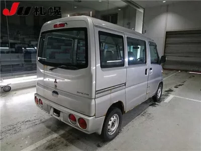 Mitsubishi MINICAB VAN