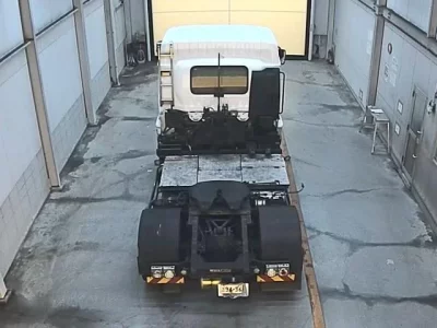 Isuzu TRUCK