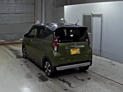 Mitsubishi EK X