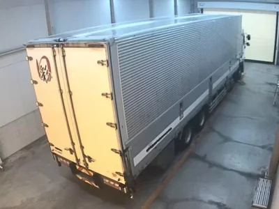 Hino TRUCK