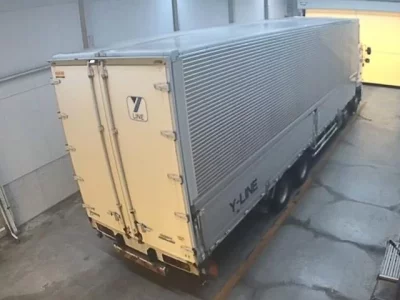 Hino TRUCK