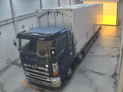 Hino TRUCK