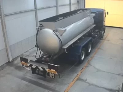 Hino TRUCK