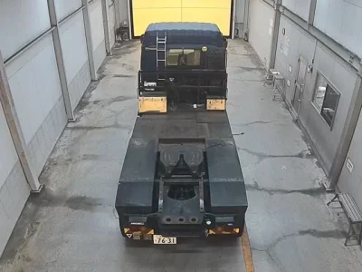 Isuzu TRUCK