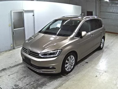 Volkswagen GOLF TOURAN