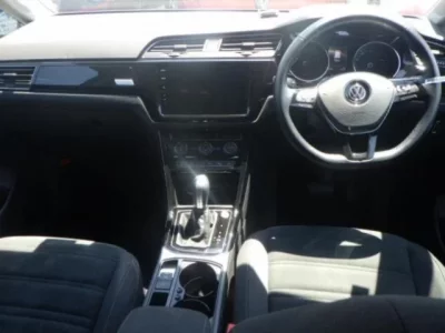 Volkswagen GOLF TOURAN