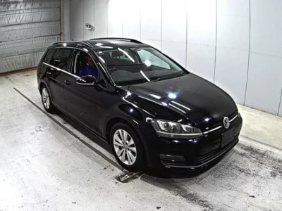 Volkswagen GOLF VARIANT