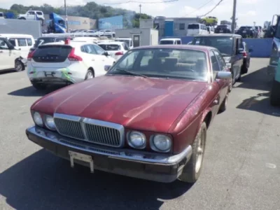 Jaguar XJ SERIES