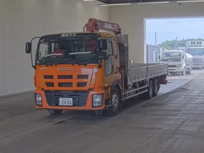 Isuzu GIGA
