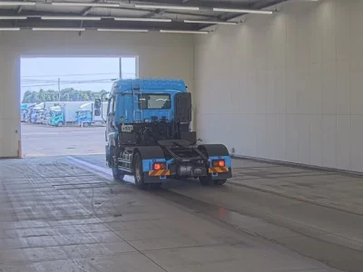 Isuzu GIGA