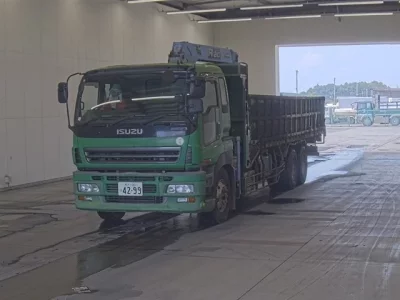 Isuzu GIGA