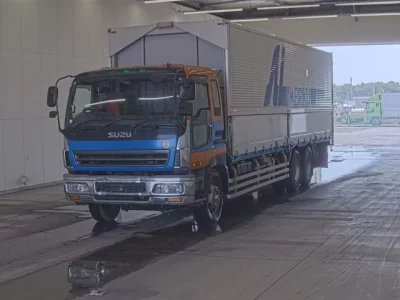 Isuzu GIGA
