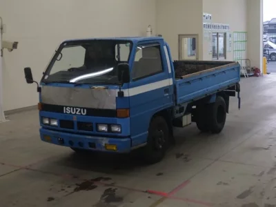 Isuzu ELF