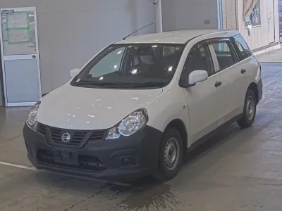 Nissan AD