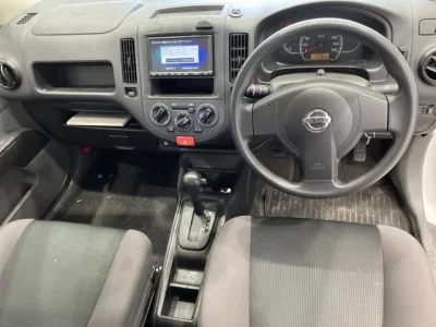 Nissan AD