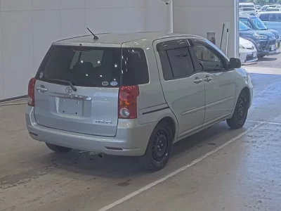 Toyota RAUM