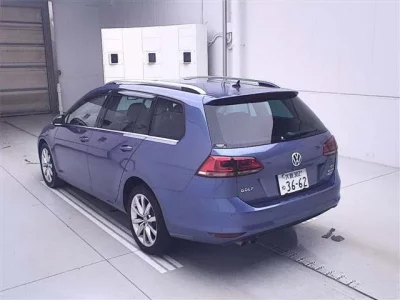 Volkswagen GOLF VARIANT