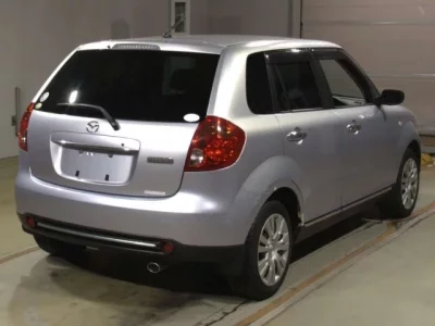 Mazda VERISA