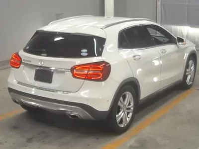 Mercedes-Benz GLA CLASS