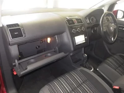 Volkswagen GOLF TOURAN