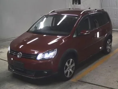 Volkswagen GOLF TOURAN