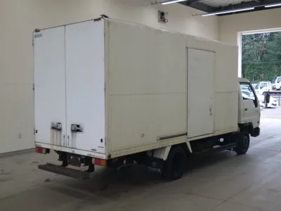 Toyota DYNA